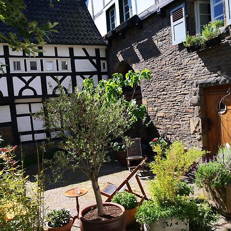 Fuenf Giebel Eck In Der Freiheit Am Ruhrtalradweg Hotell Wetter  Exteriör bild